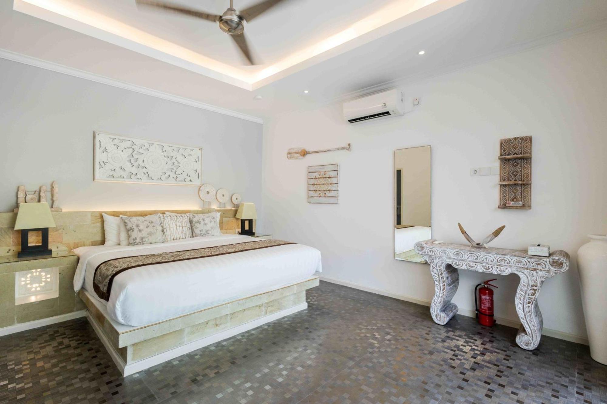 Charming, Villa Sofie - Central Sanur With Refreshing Pool Eksteriør bilde